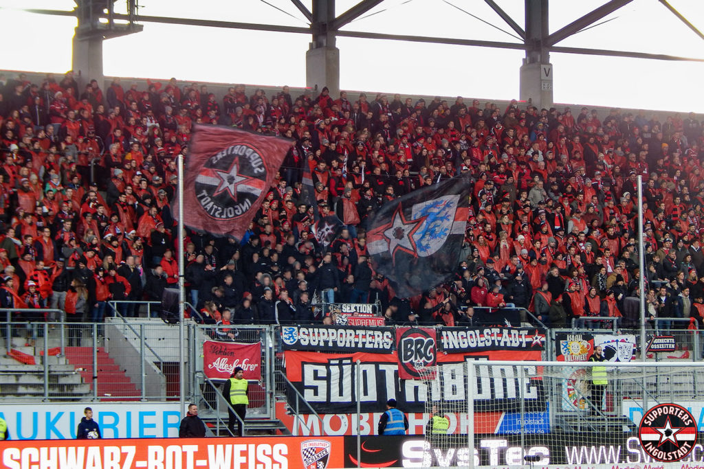 FC Ingolstadt - SSV Jahn 2000 Regensburg 22.12.2018 fci ssv supporters ingolstadt südtribüne ultras fans fußball